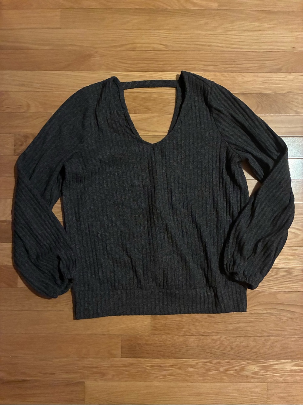 Liverpool Ribbed V-Neck Twist Tie Back Long Sleeve Top in Dark Charcoal. Size M